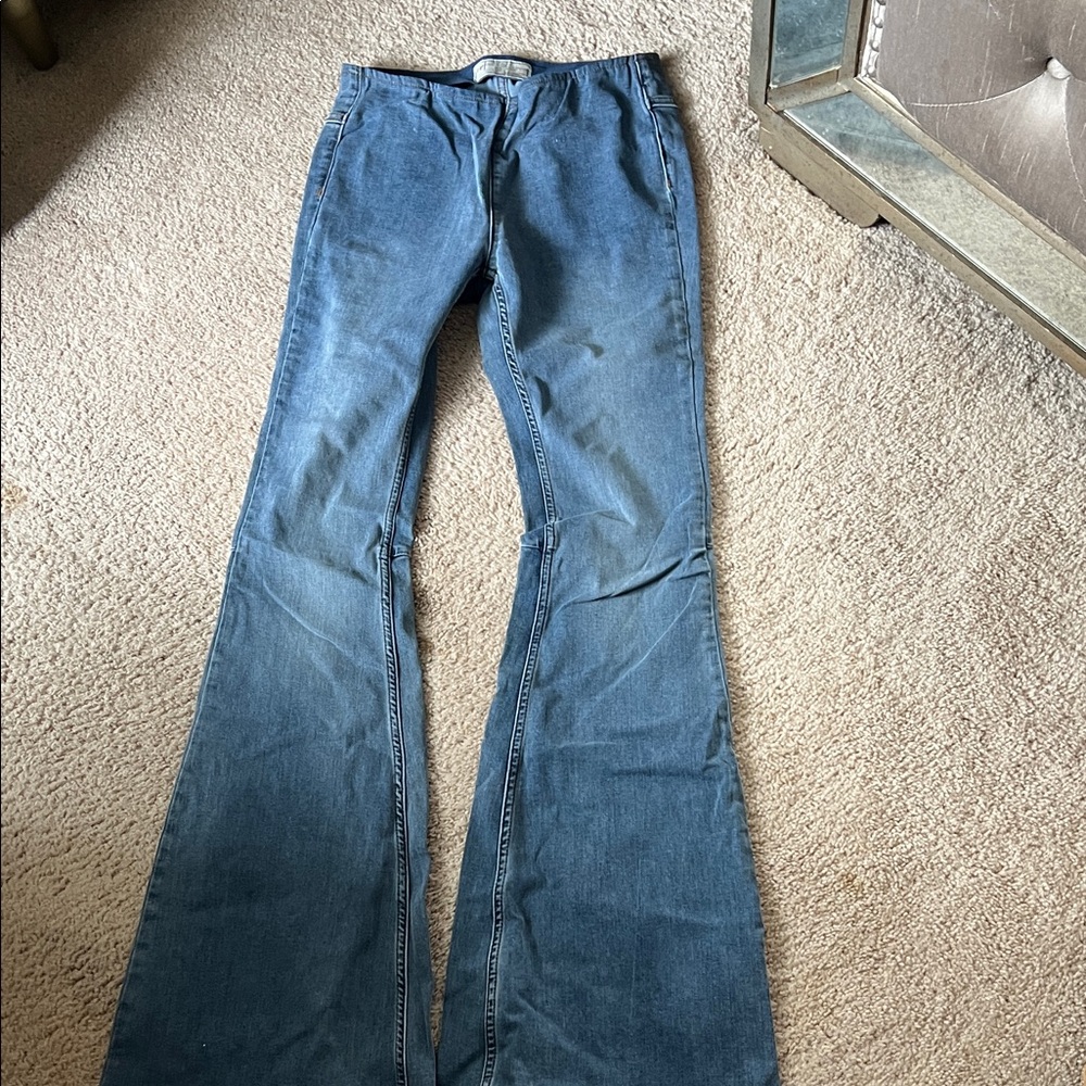 Free People penny pull-on Blue Flare Jeans